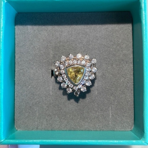 Jewelry - silver / yellow citrine flower ring / size 7